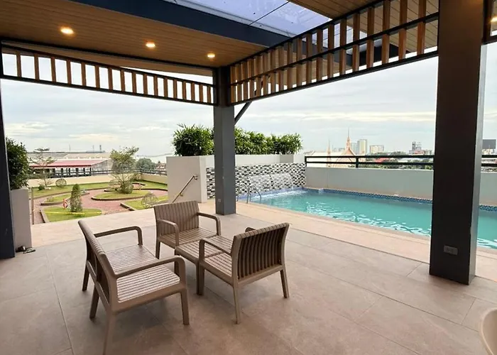 Apartment Luxe Near Mall, Jtower Residences